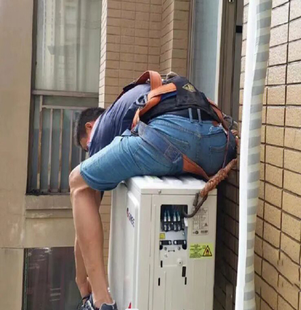 清丰空调移机